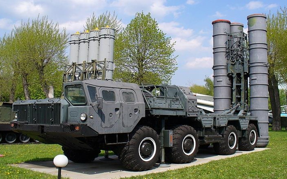 Офіційно: Словаччина передала Україні зенітну систему С-300