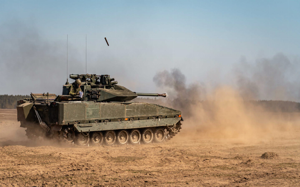 Україна та Швеція домовляються про нову партію БМП CV90