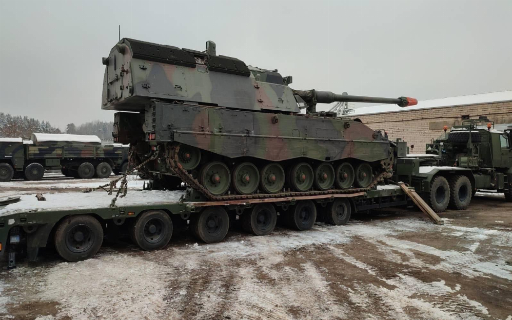 Литва передала Україні ще дві відремонтовані PzH 2000 та боєприпаси