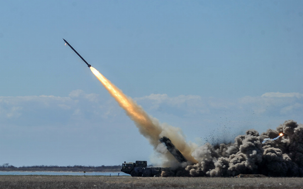Президент України привітав успішні випробування нових українських ракет