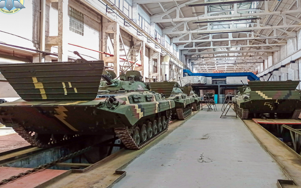 Житомирський БТЗ відремонтував партію бронетехніки для армійців