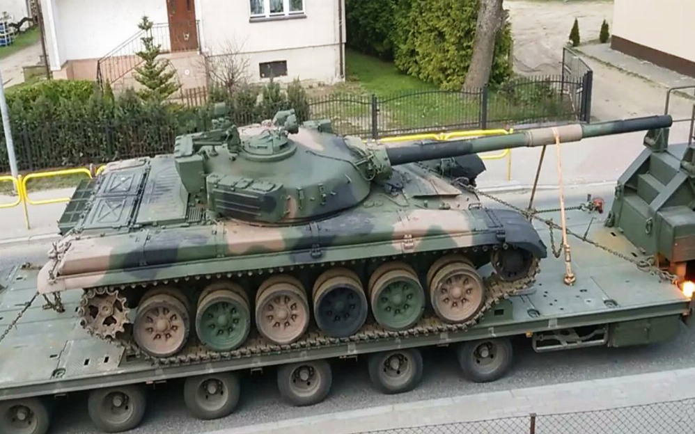 Польща передала Україні танки – Моравецький